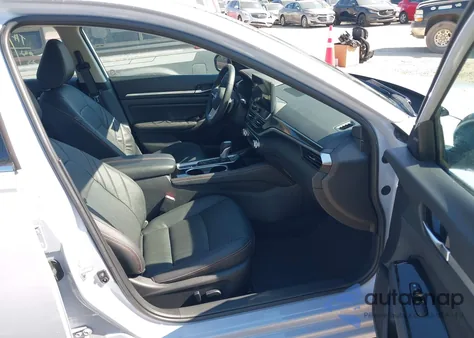 2025 Nissan Altima Sr Awd from USA, damaged, VIN 1N4BL4CW5SN357158